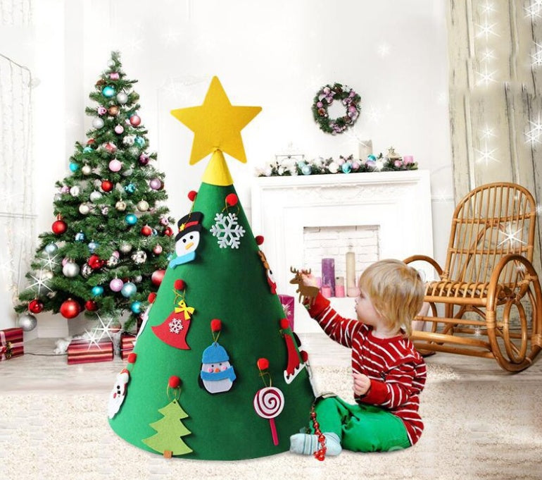 Felt Christmas tree that folds flat into a drawer