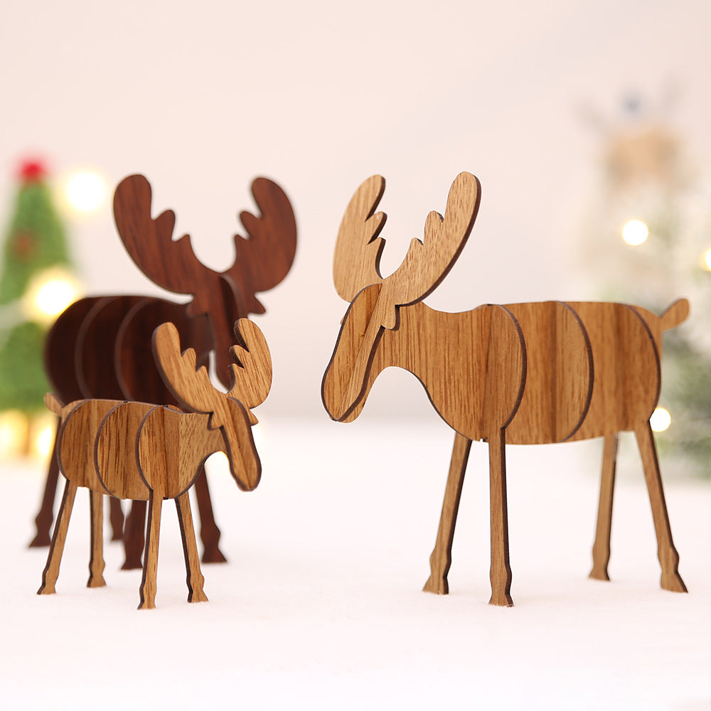 Wood grain running across the face of the Christmas pendant