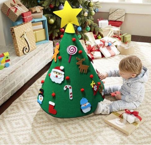 Soft felt Christmas tree with removable felt ornaments