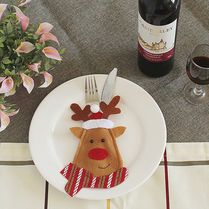 Fabric Christmas silverware holder for knives and forks at Christmas