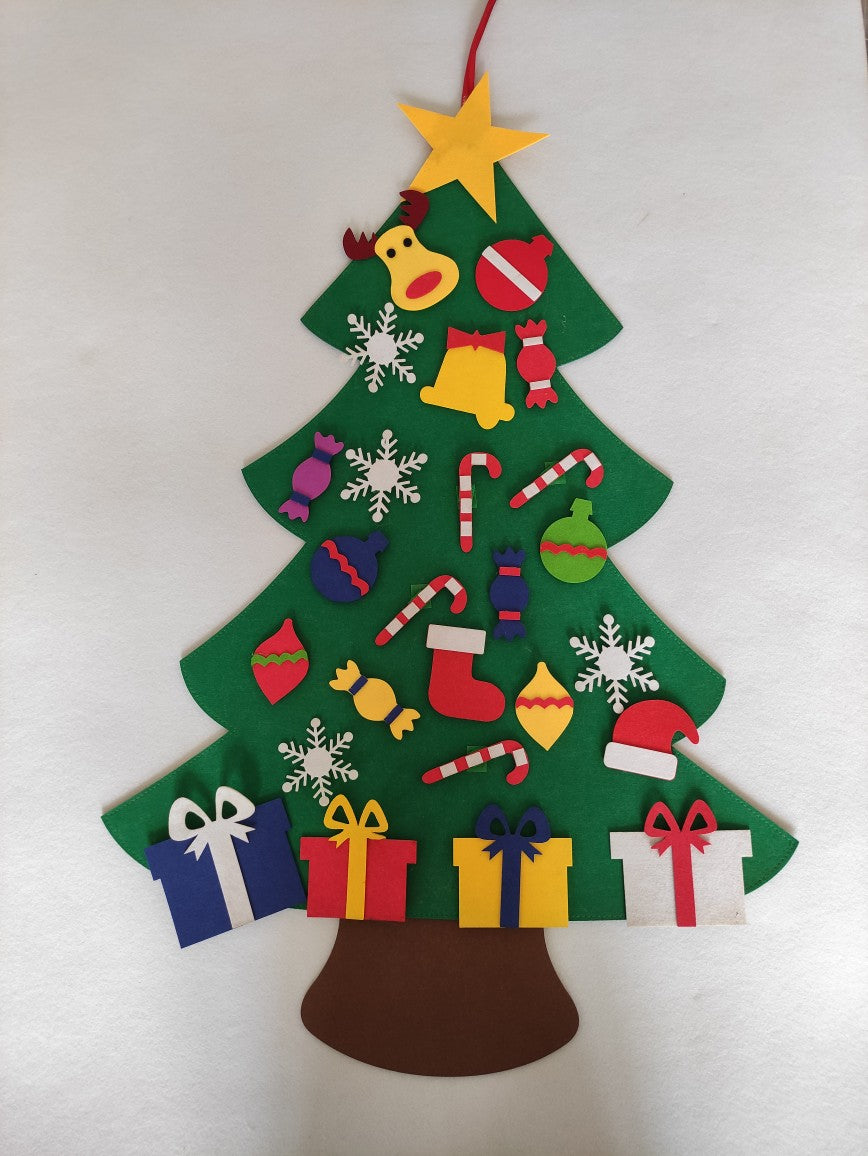 Flat Christmas tree activity set, 37.4 by 27.6 inches when opened