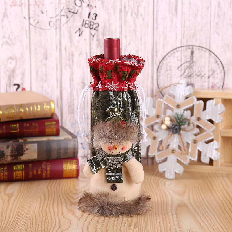 Christmas wine bottle sock for dressing a wine bottle at Christmas