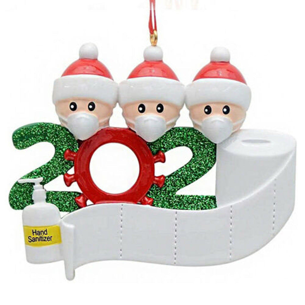 Molded snowman face detail on the cast resin family ornament