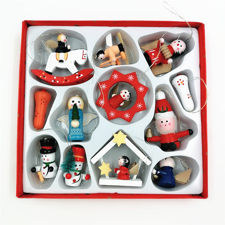 Third wooden Christmas decoration option in the same finished range