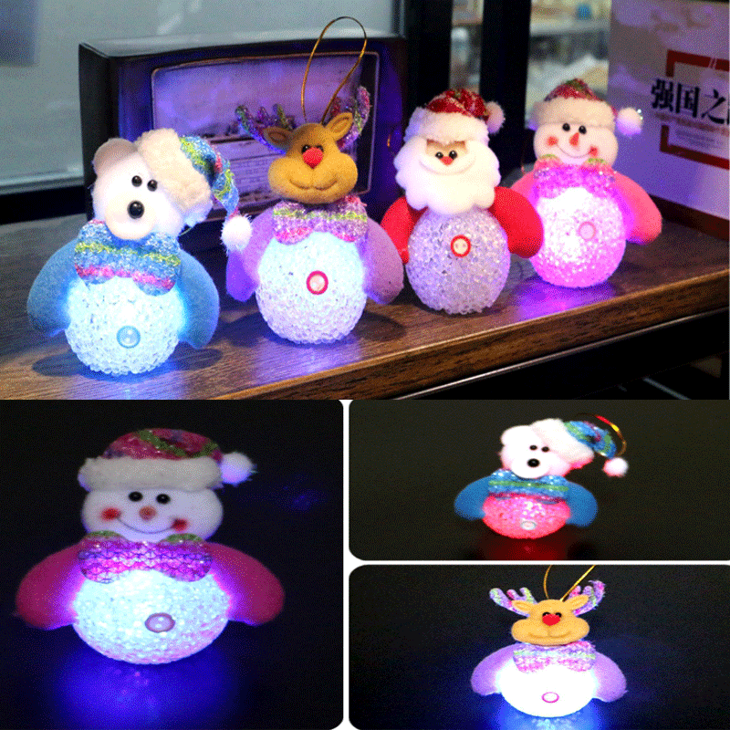 Foam bear Christmas pendant from the four character range
