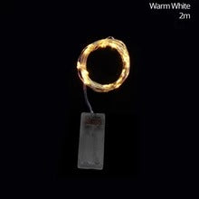 Yellow street lamp ornaments from the mini Christmas decoration range