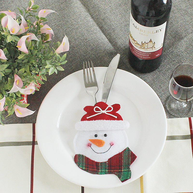 Design L fabric Christmas silverware holder from the same printed range