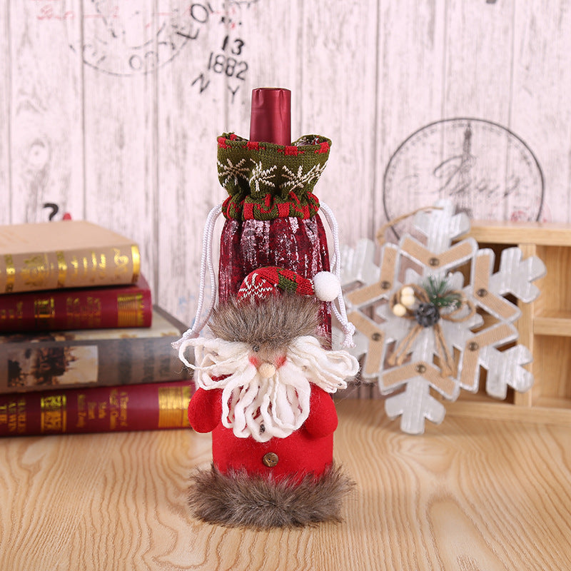 Christmas bottle cover sized to fit a standard wine bottle
