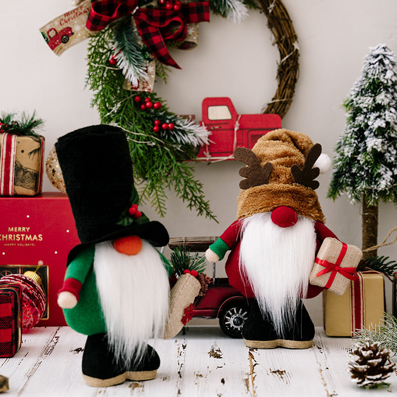 Cloth and polyester fabric used for the Christmas gnome doll
