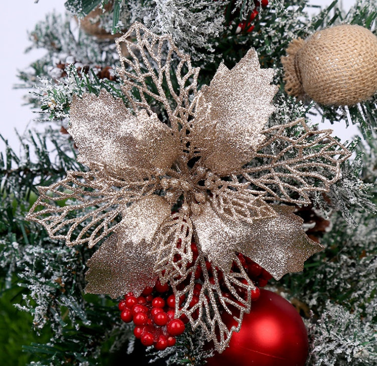 Gold 6.3 inch Christmas wreath made from coated polyethylene