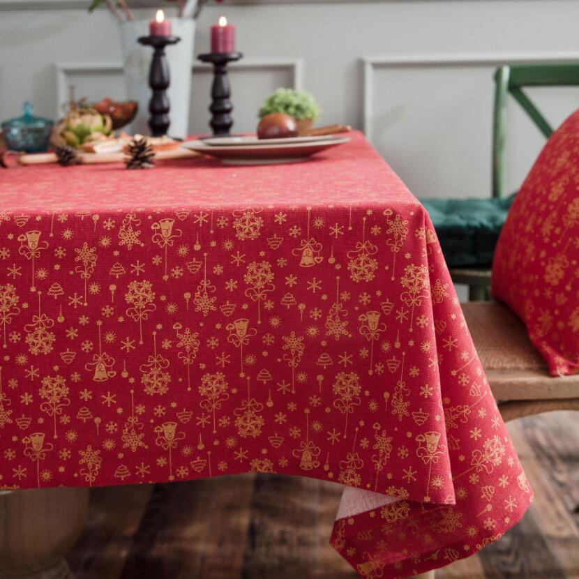 Green Christmas table cover woven from a cotton and linen blend