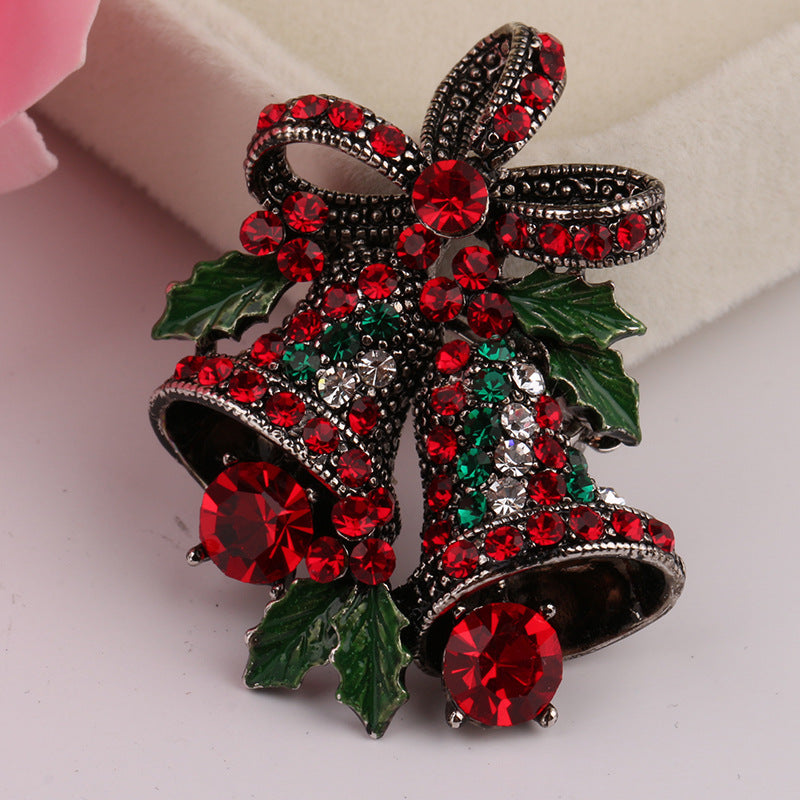 Imitation stones inlaid into the alloy Christmas brooch body