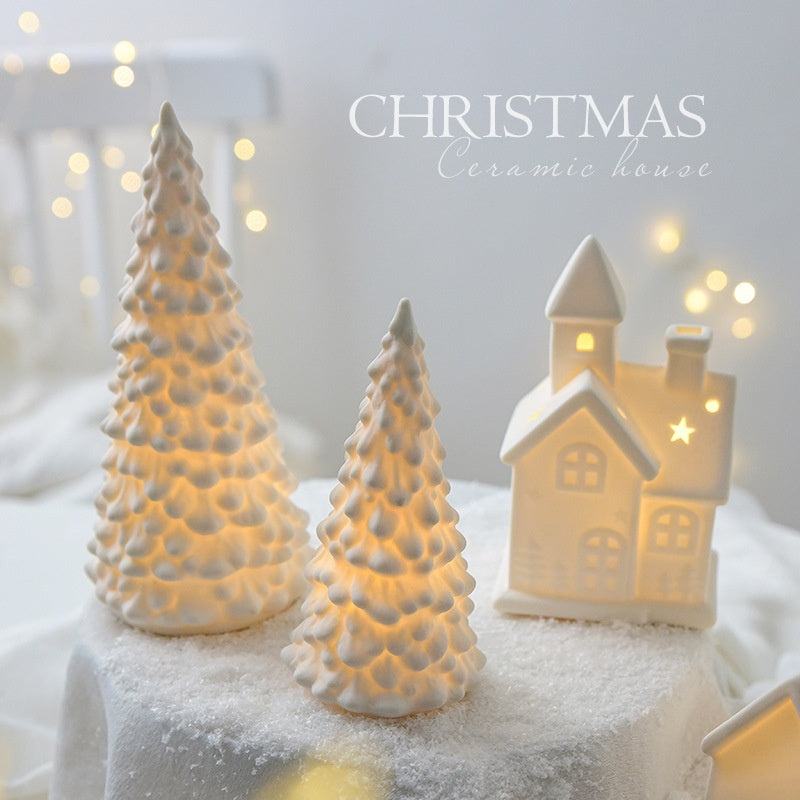Five-story Christmas tree light up figure weighing about 4.6 ounces