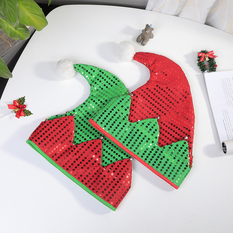 Red and green Christmas hats, the two colors offered in this range