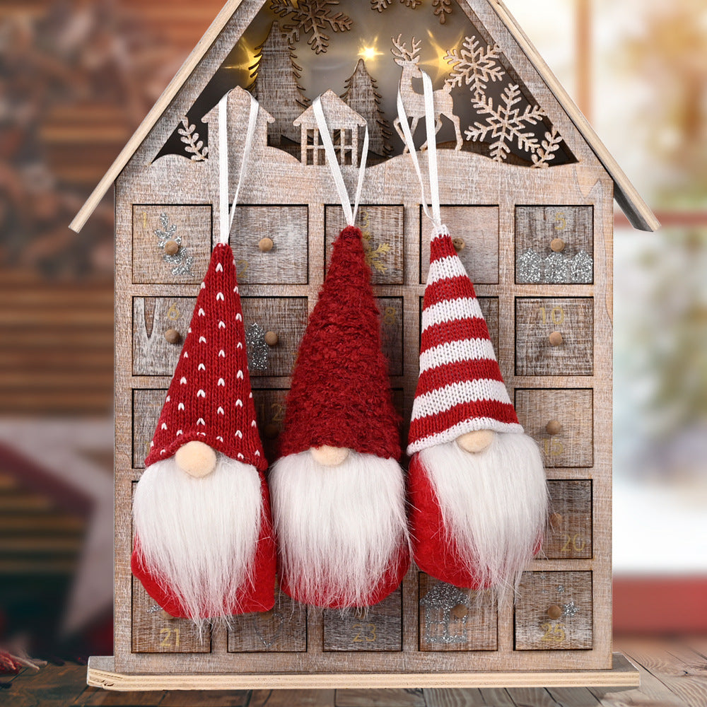 Third red shape in the non-woven fabric Christmas ornament range