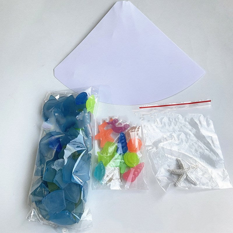 Blue Christmas tree in PVC, a coastal alternative to green