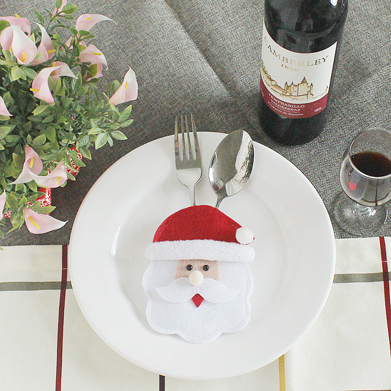 Holiday cutlery pocket sewn from printed fabric, reusable each December