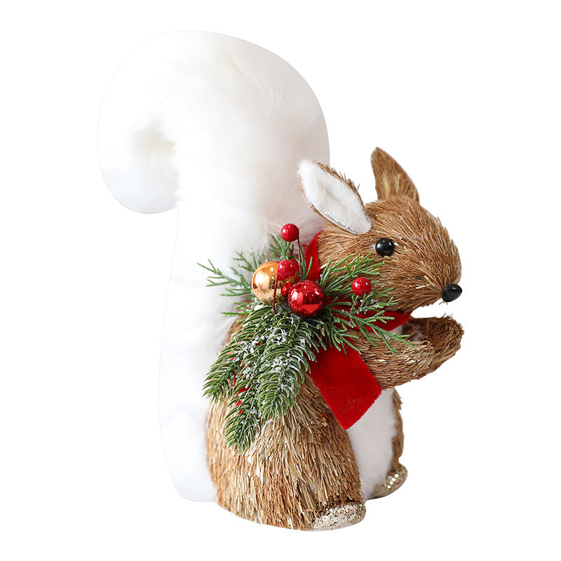 Fox, squirrel and deer straw figures make up the full range