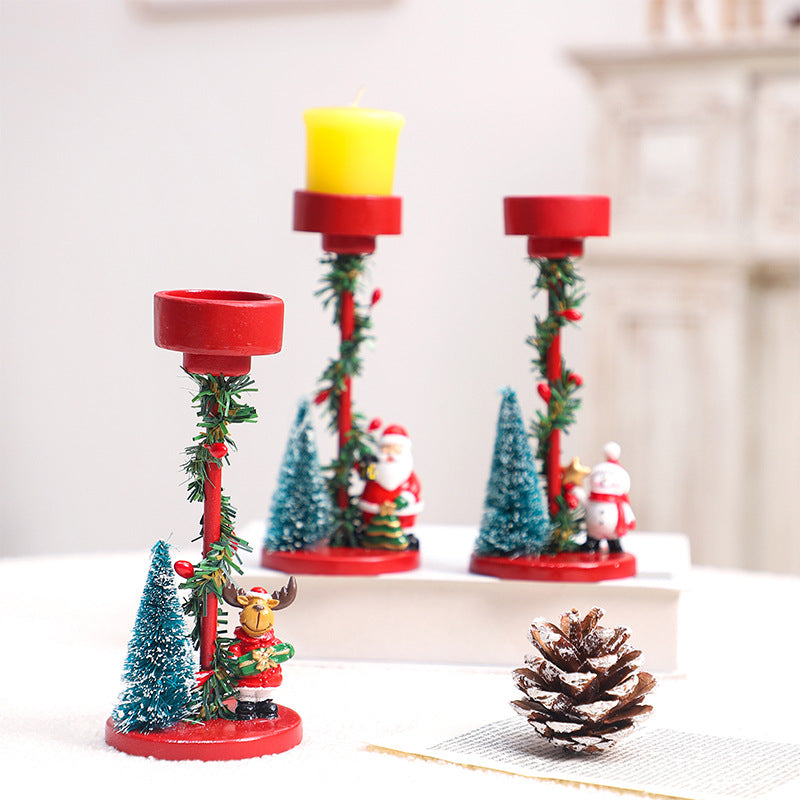Resin Santa Christmas candle holder with finely cast detail
