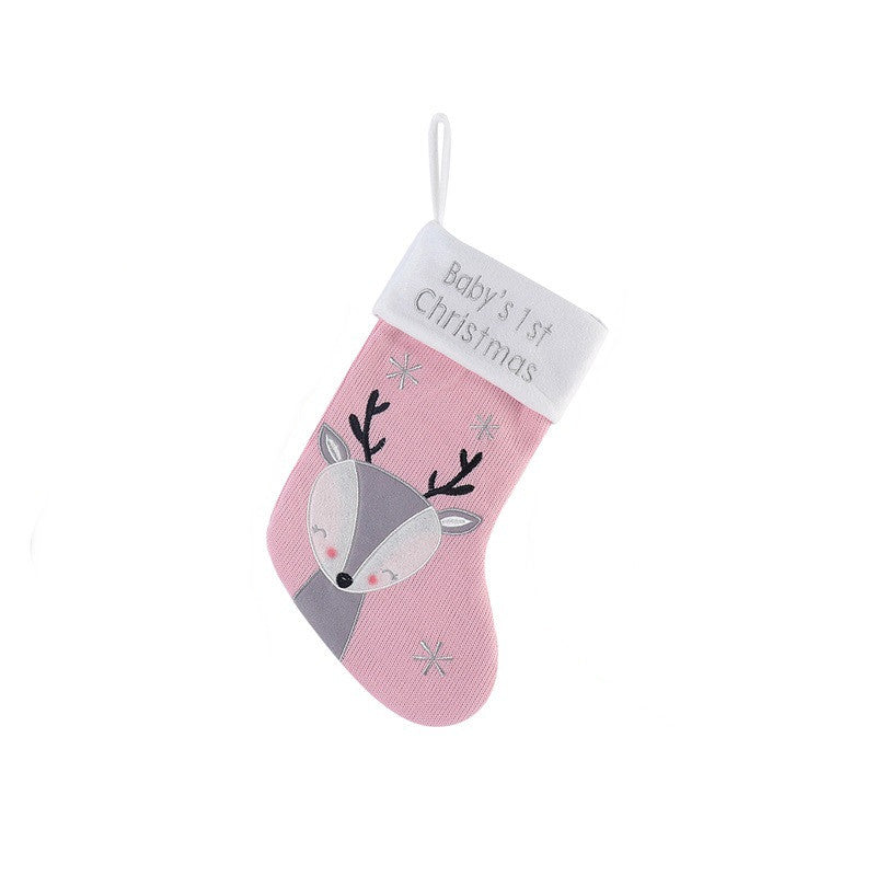 Three fox stocking colorways: white, red and golden brown