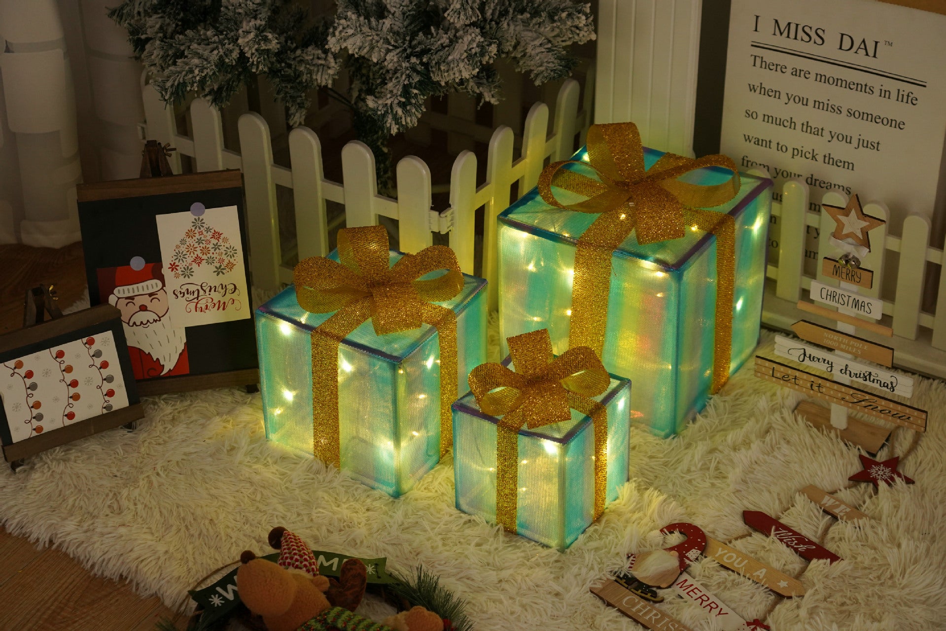 Clover patterned light up Christmas gift box, LED lit inside