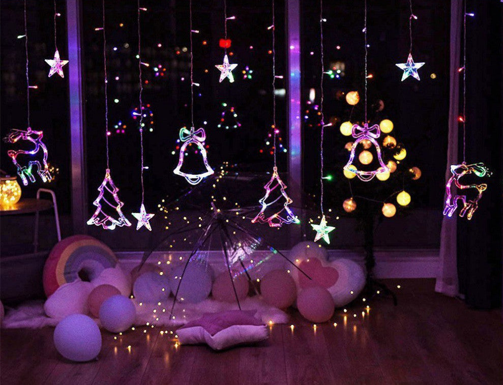 String light powered by a 4.5 volt plug in adapter, no batteries