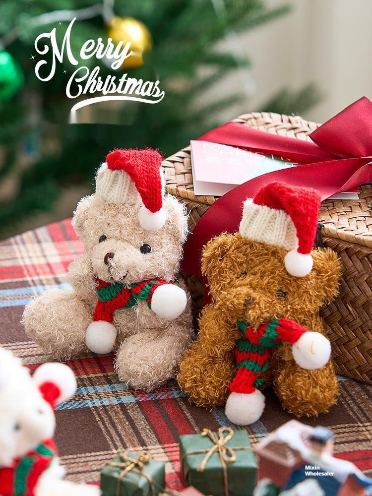 Plush Christmas doll from a range of seven designs