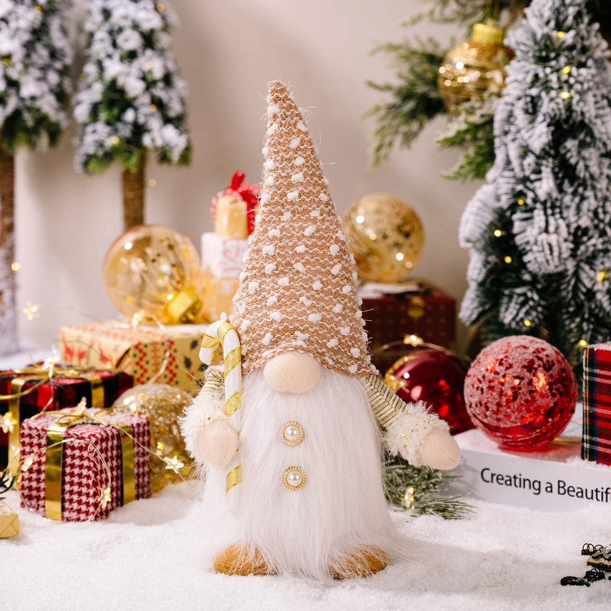 Lighted gift version of the faceless Christmas doll, lit accessory